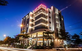 Khách sạn Lake View Quy Nhơn